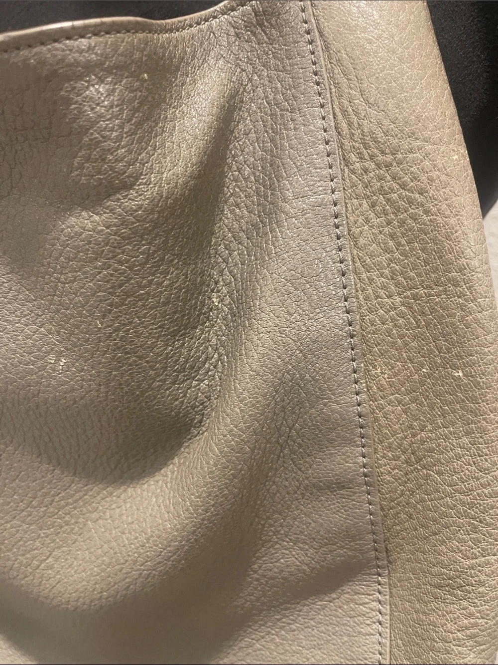 Tory Burch slouchy pebbled leather hobo bag as is